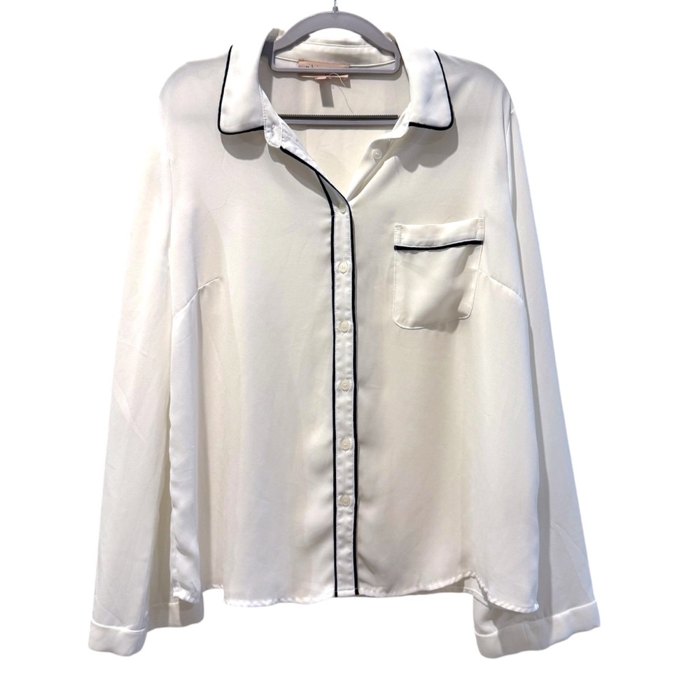 Philosophy Long Sleeve Button Front‎ Shirt White with Black Piping Size large